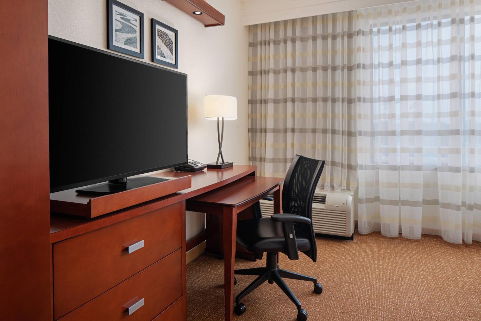 Courtyard By Marriott Houston Kingwood Hotel Kinwood Kültér fotó